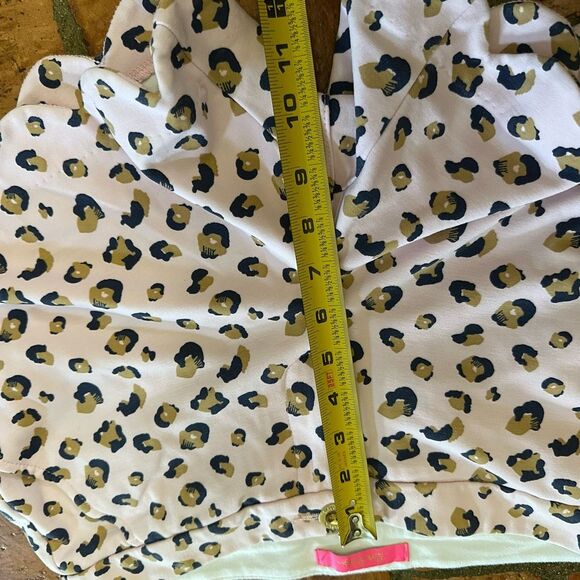 Lilly Pulitzer pink leopard scalloped knit shorts - Picture 6 of 8